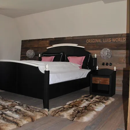 Hezelhof دينكلسبهل