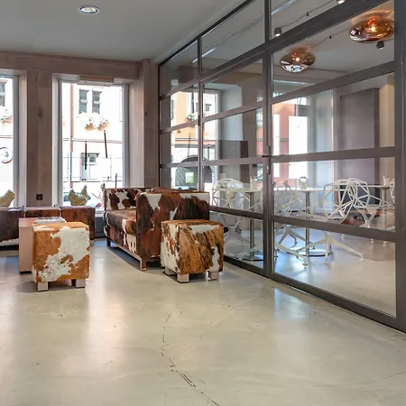 Hezelhof Hotell 4*