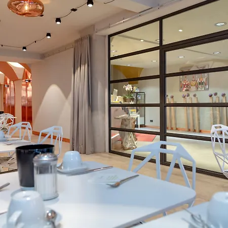 Hezelhof Hotell 4*
