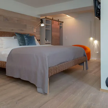 Ξενοδοχείο Hezelhof 4*
