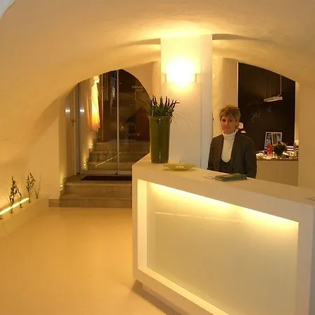 Hezelhof 4*