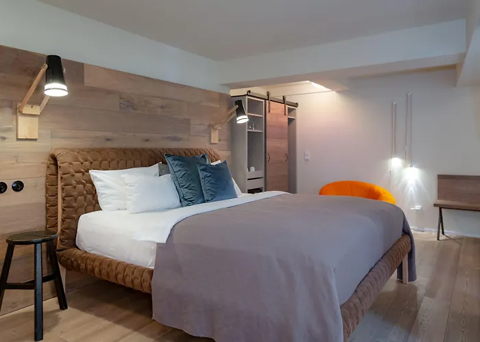 Hezelhof Hotel 4*